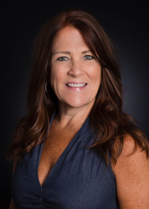Headshots_0036-Edit.jpg